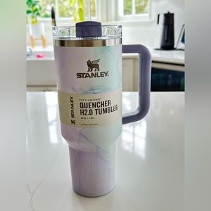 Stanley 40 oz purple marble